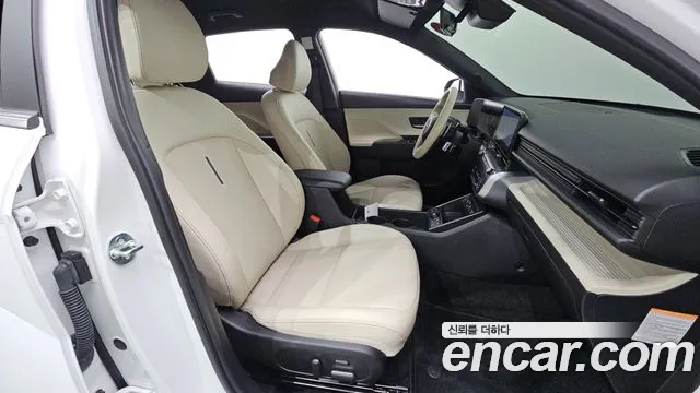 Hyundai Kona SX2 — Фото автомобиля 11