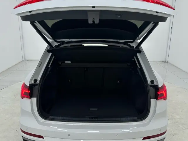 Audi Q3 — Фото автомобиля 15
