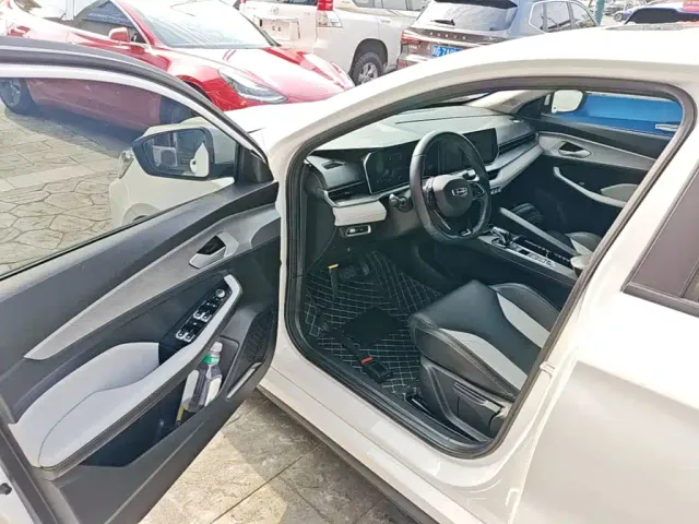 Geely Binrui — Фото автомобиля 15