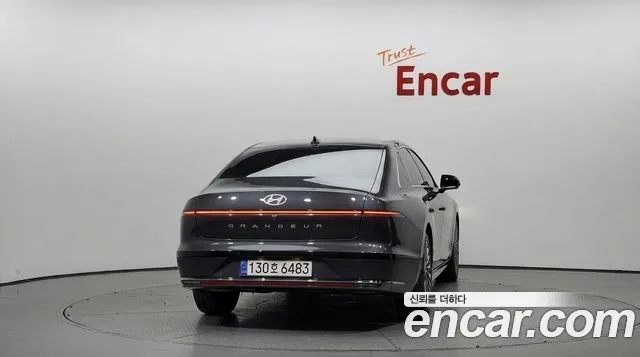 Hyundai Grandeur GN7 — Фото автомобиля 4