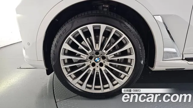 BMW X7 G07 — Фото автомобиля 5
