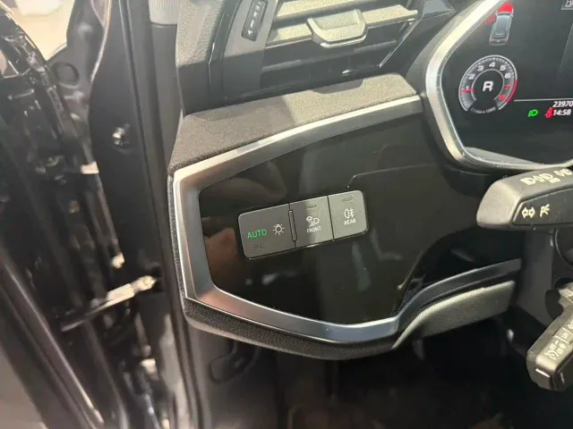 Audi Q3 — Фото автомобиля 11