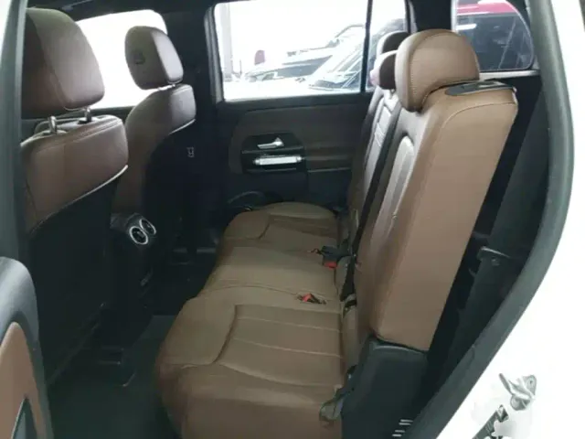 Mercedes-Benz GLB-Class — Фото автомобиля 12