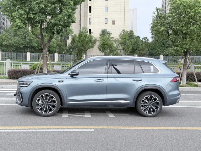 Geely Xingyue L 2026 Oriental Glory 2.0TD Automatic Moonlight Edition — Фото автомобиля 4