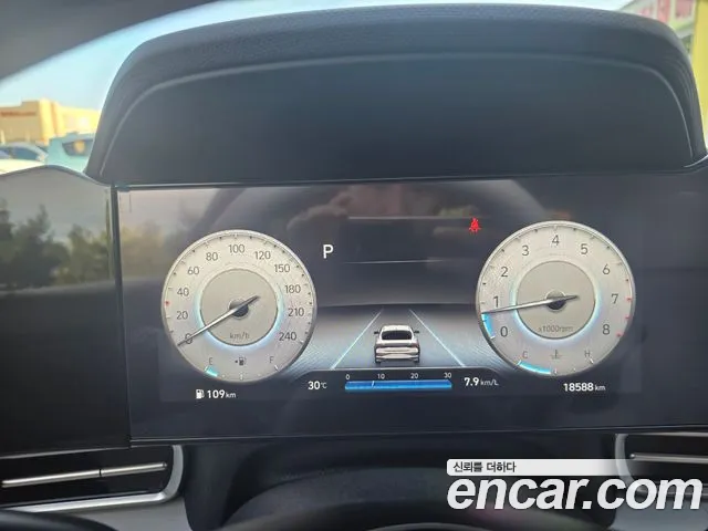Hyundai Avante CN7 — Фото автомобиля 10