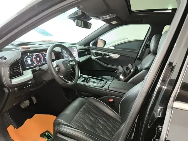 GAC Trumpchi GS8 — Фото автомобиля 14