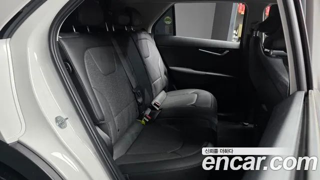 Kia Niro New — Фото автомобиля 18