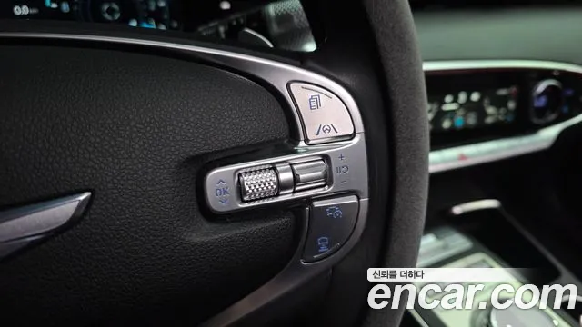 Genesis GV70 2.5T Бензин 2WD — Фото автомобиля 14