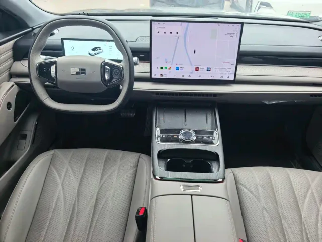 Geely Galaxy Xingyao 8 — Фото автомобиля 5