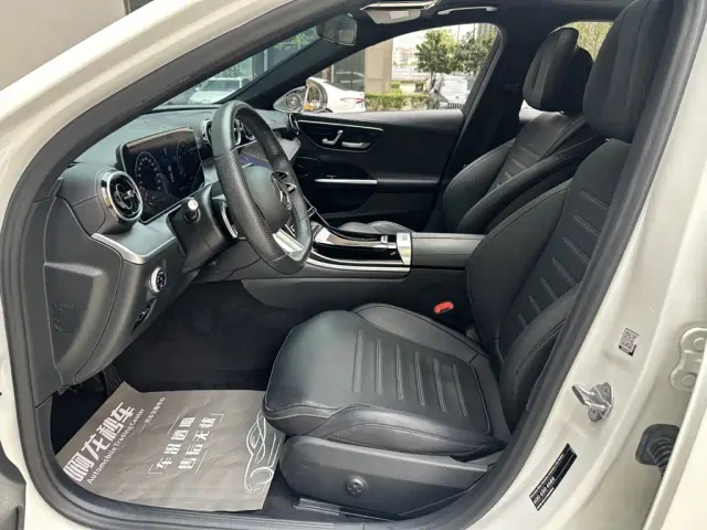 Mercedes-Benz C-Class — Фото автомобиля 10