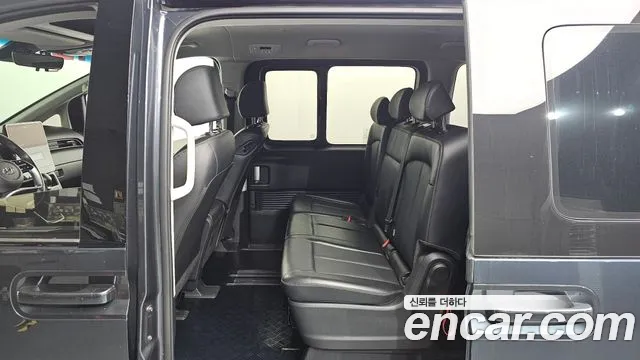 Hyundai Staria Staria L3.5 Tourer 9 мест — Фото автомобиля 11