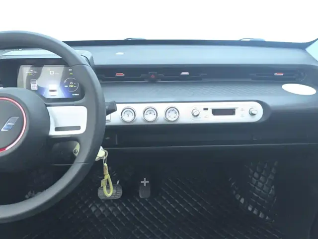Wuling Hongguang Mini EV — Фото автомобиля 13