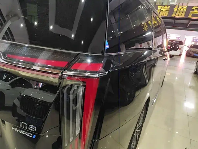 GAC Trumpchi M8 — Фото автомобиля 7
