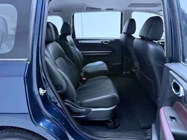 GAC Trumpchi M6 — Фото автомобиля 22
