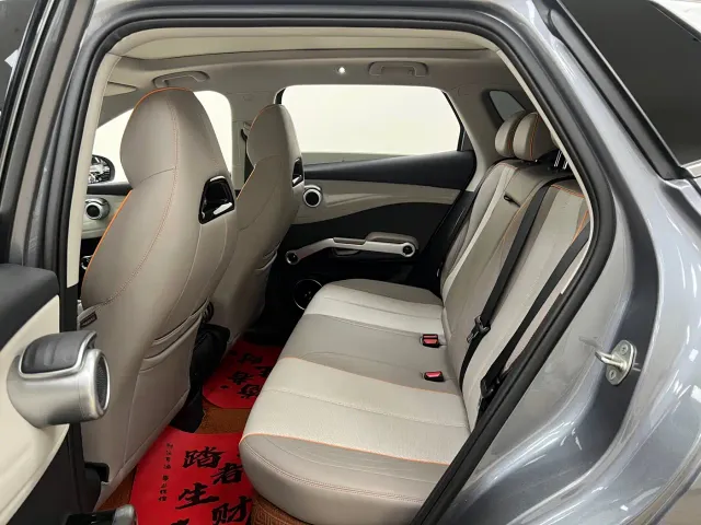 BYD Yuan PLUS — Фото автомобиля 16