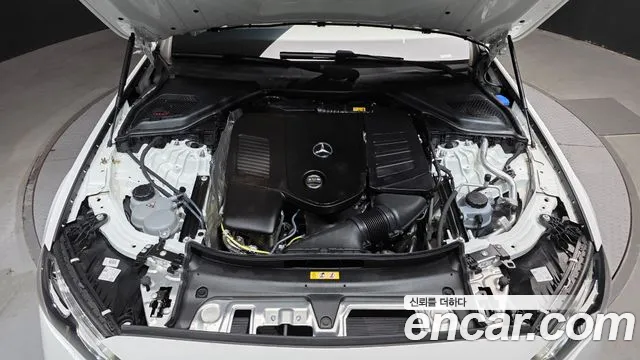 Mercedes-Benz E-Class W214 — Фото автомобиля 9