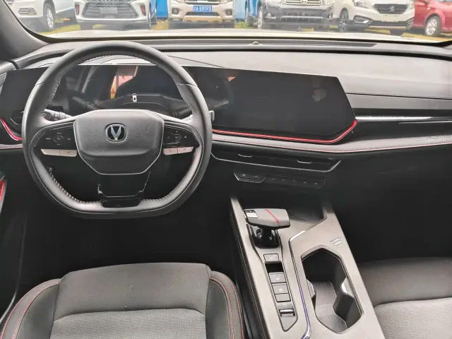Changan X5 Plus — Фото автомобиля 5