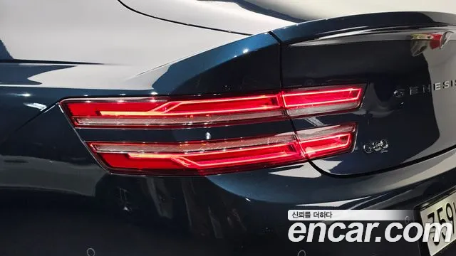 Genesis G80 RG3 — Фото автомобиля 8
