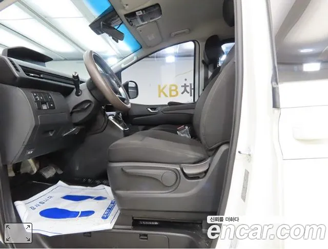Hyundai Staria — Фото автомобиля 10