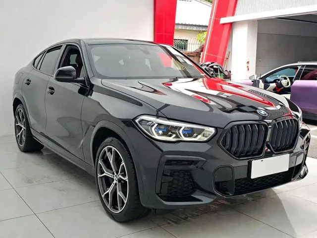 BMW X6 — Фото автомобиля 3