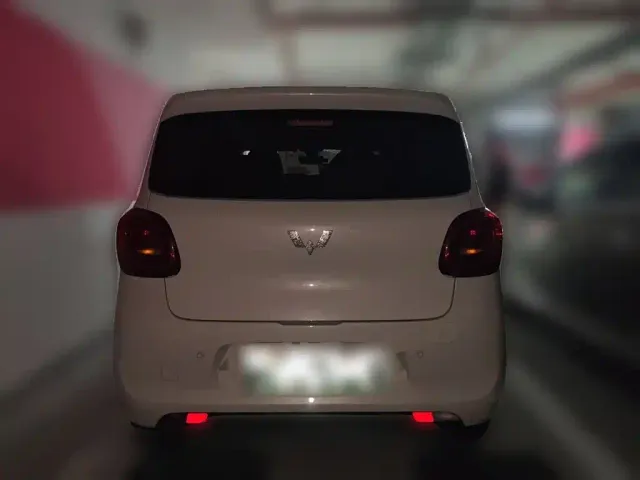 Wuling Hongguang Mini EV — Фото автомобиля 3