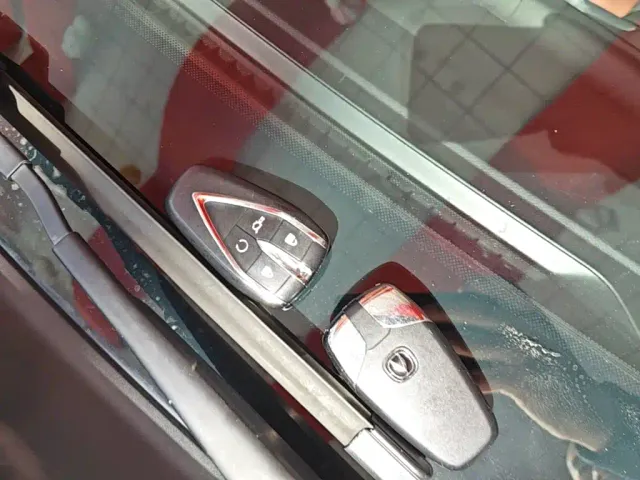 Changan Eado — Фото автомобиля 8