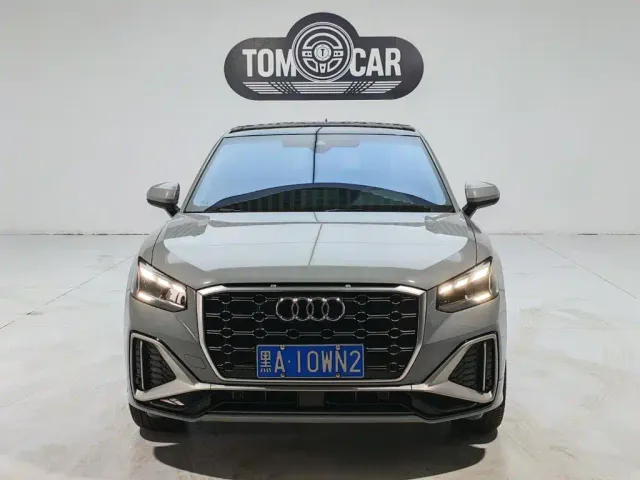 Audi Q2L — Фото автомобиля 2