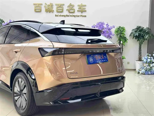 Nissan Ariya — Фото автомобиля 6
