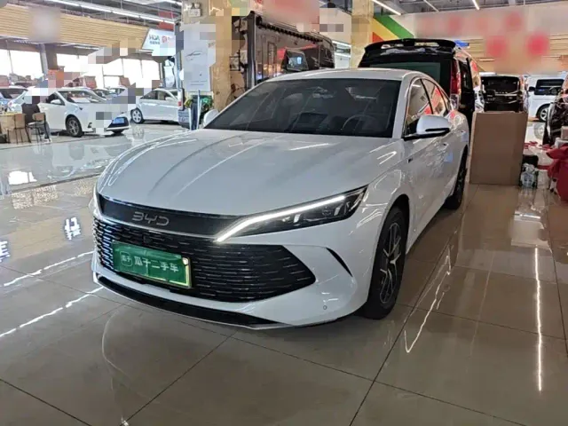 Фотография автомобиля — BYD Qin L