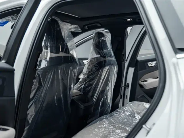Volvo XC60 — Фото автомобиля 12