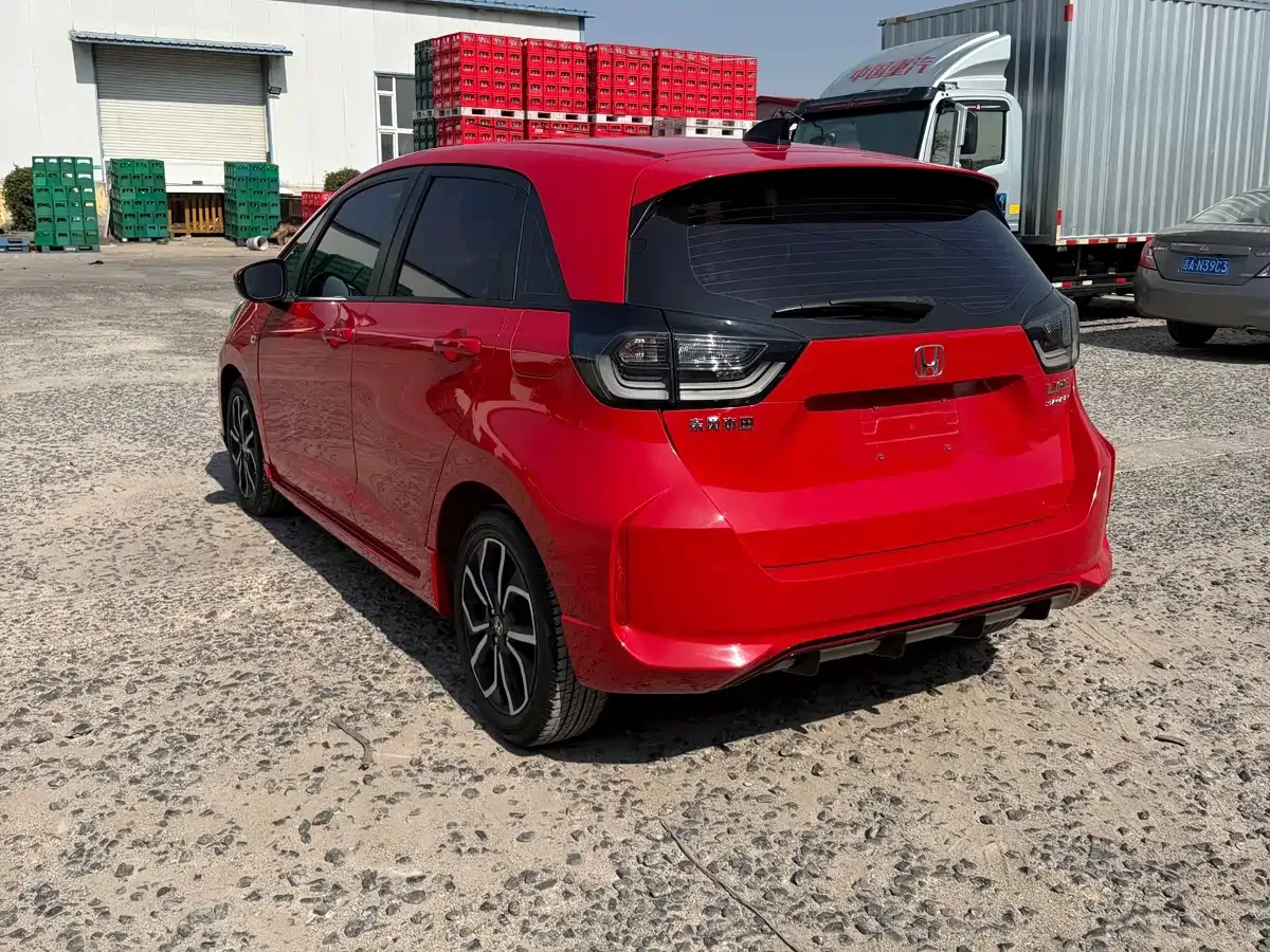 Honda LIFE 2021 1.5L CVT SPO-SS Agile Edition — Фото автомобиля 15