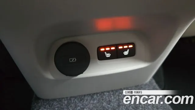 Вольво XC40 B4 Ultra Bright — Фото автомобиля 28