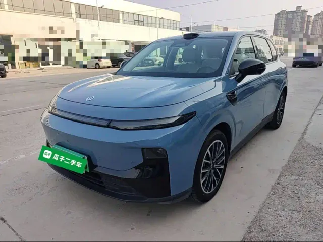 Фотография автомобиля — Leapmotor B10