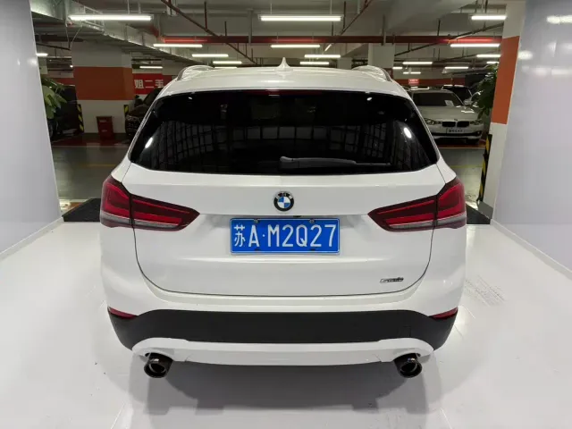 BMW X1 — Фото автомобиля 6