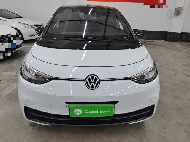 Volkswagen ID.3 — Фото автомобиля 2
