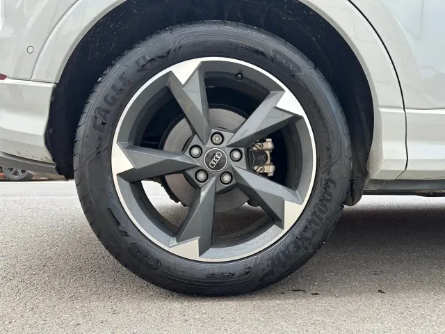 Audi Q3 — Фото автомобиля 20