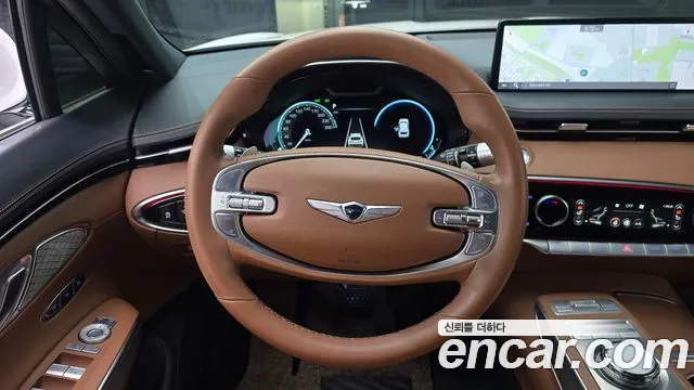 Genesis GV70 — Фото автомобиля 13