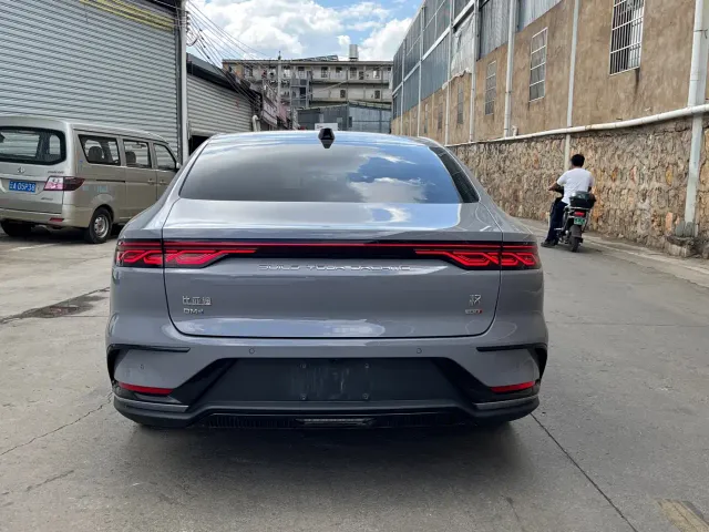 BYD Han — Фото автомобиля 15