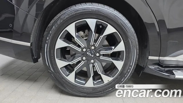 Kia Canival Carnival 4 поколение Дизель 9 мест Hi-Limousine — Фото автомобиля 5