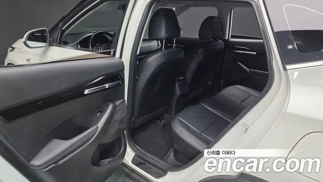 Kia Seltos Seltos Бензин 1.6 турбо 2WD — Фото автомобиля 12