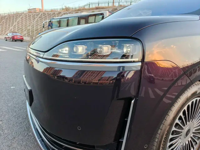 Luxeed Zunjie MPV — Фото автомобиля 26