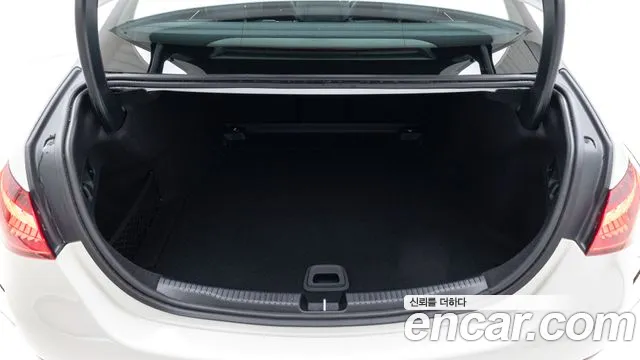 Mercedes-Benz C-Class W206 — Фото автомобиля 11