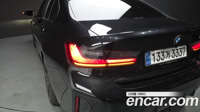 BMW 3-Series 3 серия (G20) 320i M Sport — Фото автомобиля 15