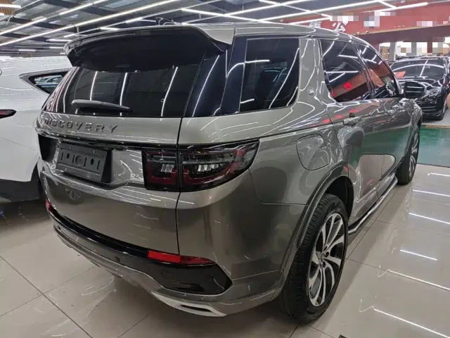 Land Rover Discovery Sport — Фото автомобиля 6