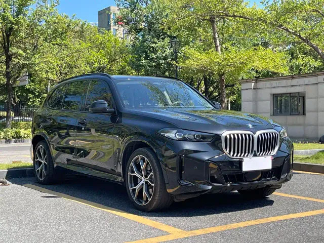 BMW X5 — Фото автомобиля 3