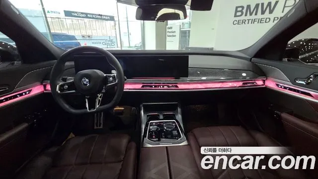 BMW 7-Series — Фото автомобиля 7