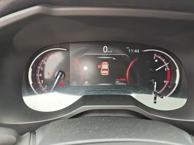 Toyota RAV4 — Фото автомобиля 11
