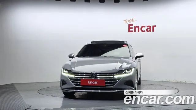 Volkswagen Arteon — Фото автомобиля 3