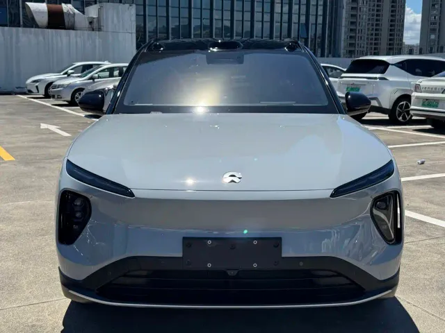 Nio ES6 — Фото автомобиля 2