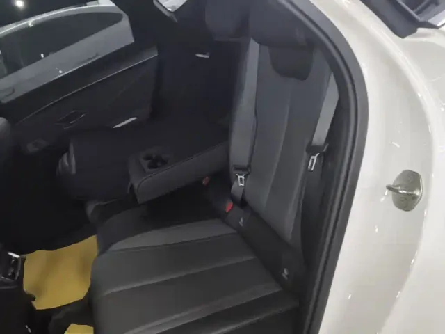 BYD Qin L — Фото автомобиля 16